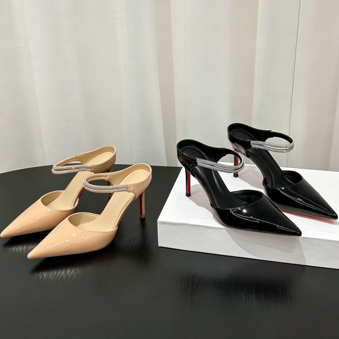 Leather Classic Strap - Sepatu hak tinggi wanita berbahan kulit