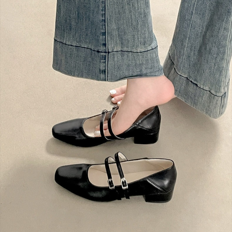 Sepatu Mary Jane Wanita Hak Re - Leather Classic Strap ulasan dan harga